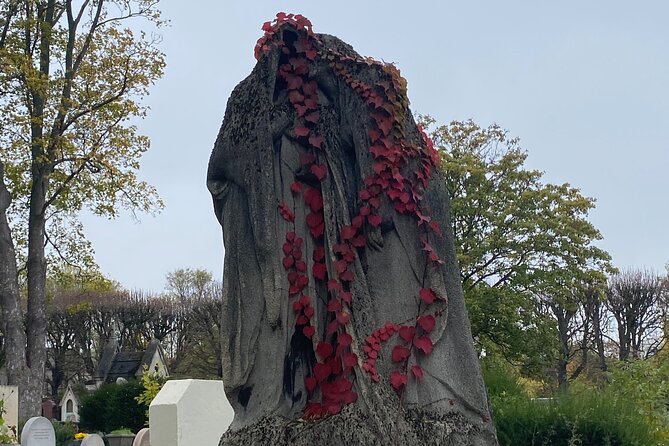 Père Lachaise's Cemetery Celebrities and Ghosts Mystery Tour - Starting at Philippe Auguste