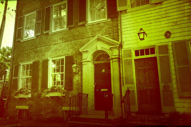Phantoms of the Potomac: Old Town Alexandria Ghost Tour - Starting at Carlyle House Historic Park