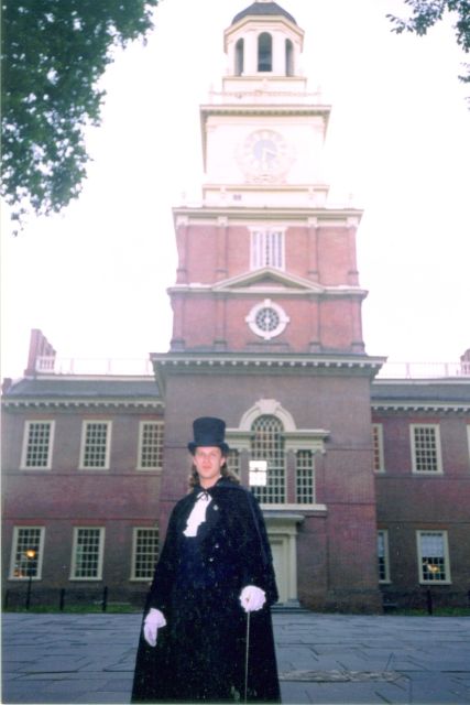 Philadelphia Ghost Tour by Candlelight - Starting at Signers Garden near Independence Hall