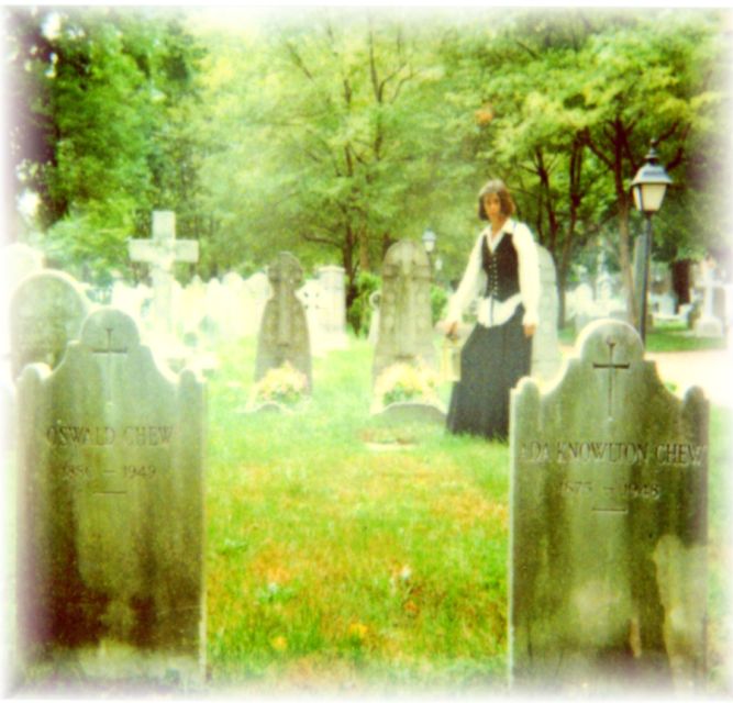 Philadelphia Ghost Tour by Candlelight - Washington Square and the quieter side of Old City
