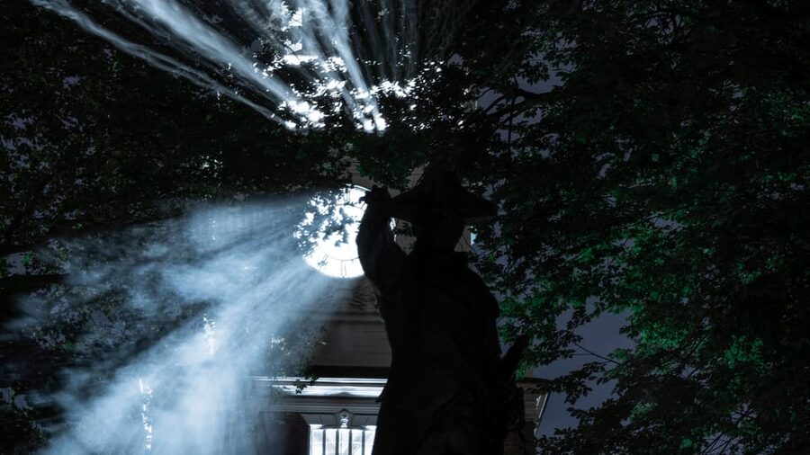 Philly Ghosts Boos and Booze Haunted Pub Crawl - Who should book this evening walk