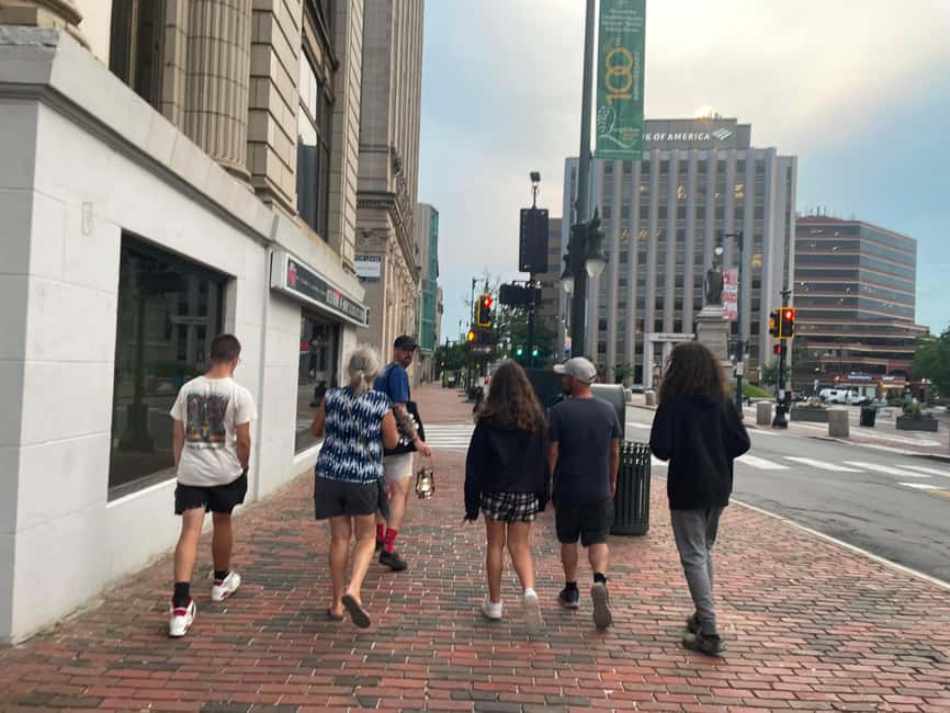 Portland: Ghost Walk - What $30 buys you in Portland
