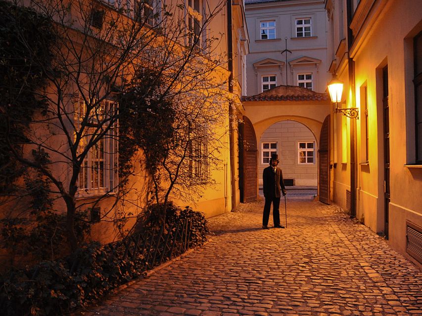 Prague: Ghost Tour - Old Town Square and the first dark turns