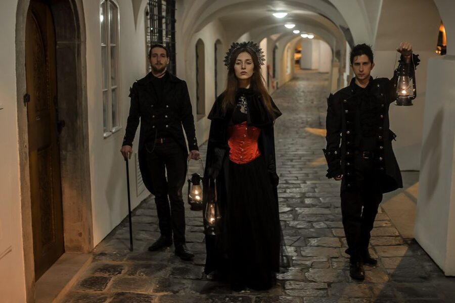 Prague: Ghosts and Legends Nighttime Guided Walking Tour - What the $22 price really covers