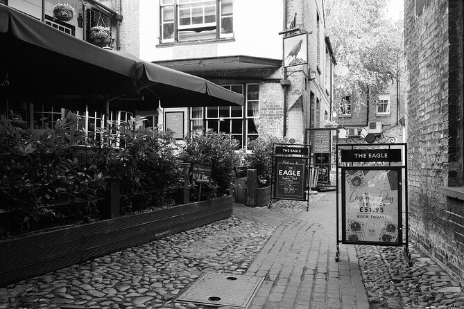 Private | Cambridge University Ghost Tour Led By University Alumni - Market Square and Cambridge’s treatment of witches