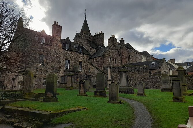 Private Dark History Tour: Eerie Edinburgh - Beyond the Netherbow and the old edge of town