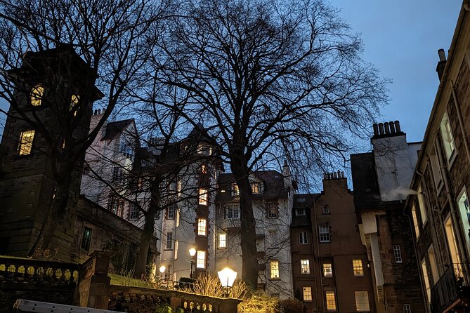 Private Dark History Tour: Eerie Edinburgh - Canongate’s bloody past and its separate identity