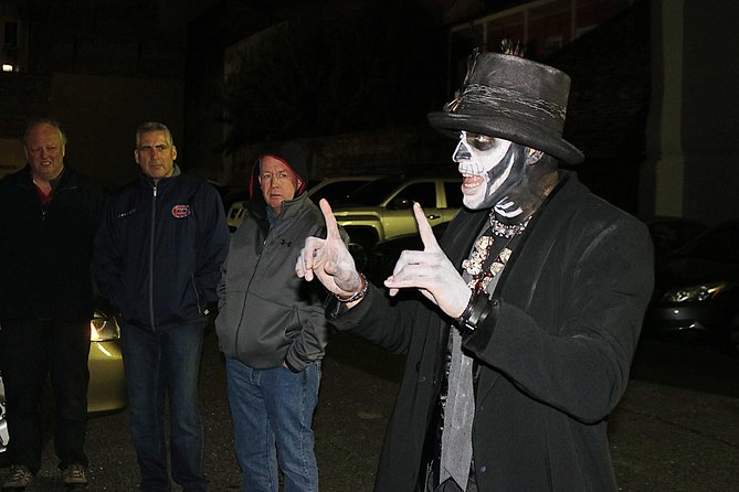 Private Ghost, Voodoo and Vampire Tour - Meeting at the Omni Royal Orleans