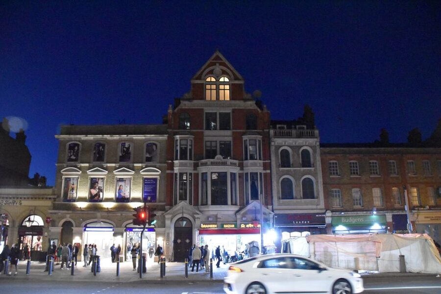 Private Jack The Ripper Tour of London - Three hours on foot, in every kind of weather