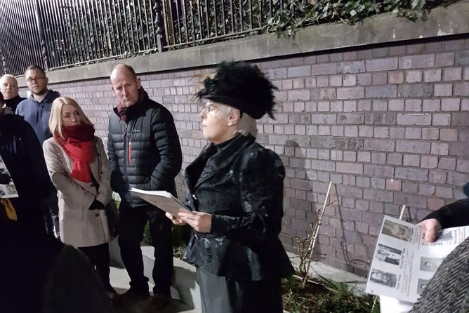 Private Jack the Ripper Walking Tour of Whitechapel and Brick Lane - Why a private Jack the Ripper walk works well