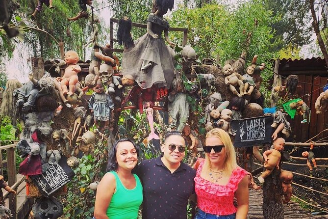 Private tour to the spooky Island of the Dolls in Xochimilco - Jimmy, the guide, and the easygoing tone