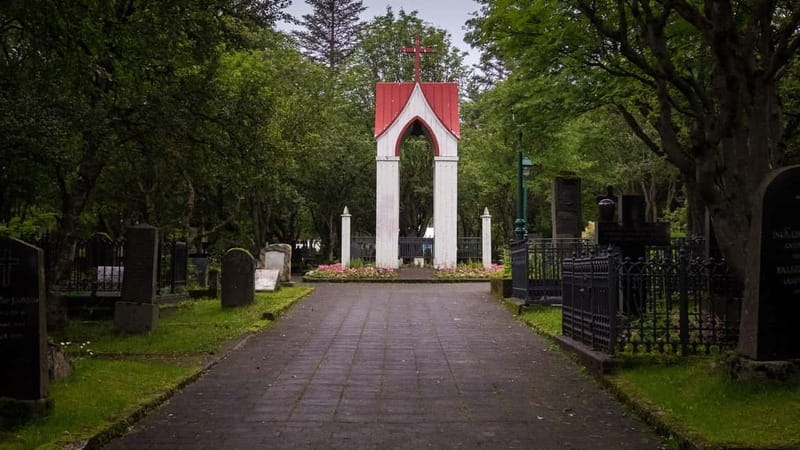 Reykjavik Midnight Sun Ghost Walk - Landakotskirkja brings a striking visual pause