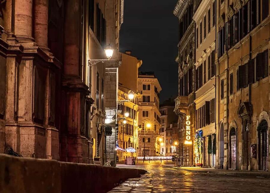 Rome After Dark: Ghosts & Medieval Backstreets Tour - Medieval lanes, betrayal, and Rome’s forgotten corners