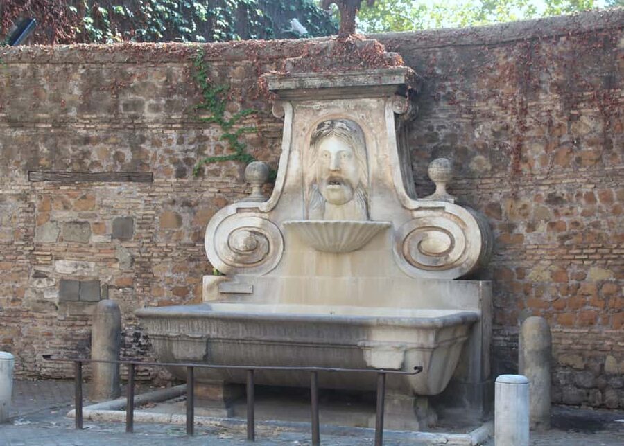 Rome After Dark: Ghosts & Medieval Backstreets Tour - Campo de’ Fiori and Giordano Bruno’s punishment