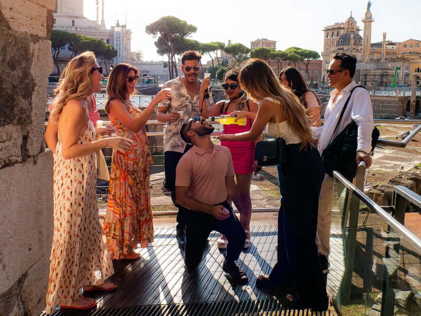 Rome: Guided Bar Crawl with Drinks & Dark History - Walking through Monti’s scandalous past