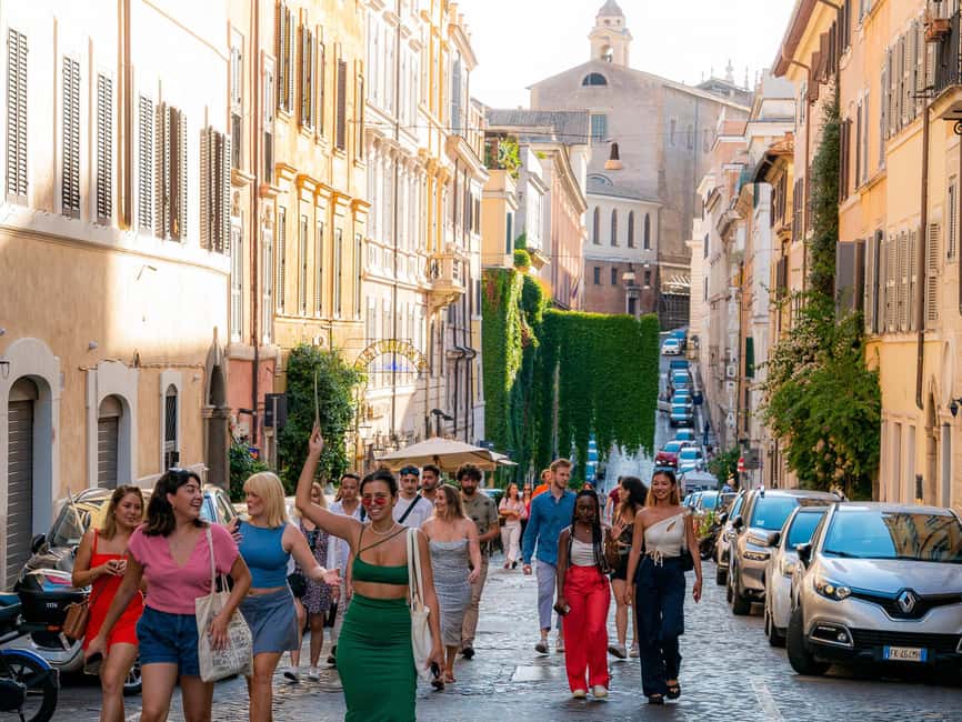 Rome: Guided Bar Crawl with Drinks & Dark History - Italian drinks from spritz to sambuca