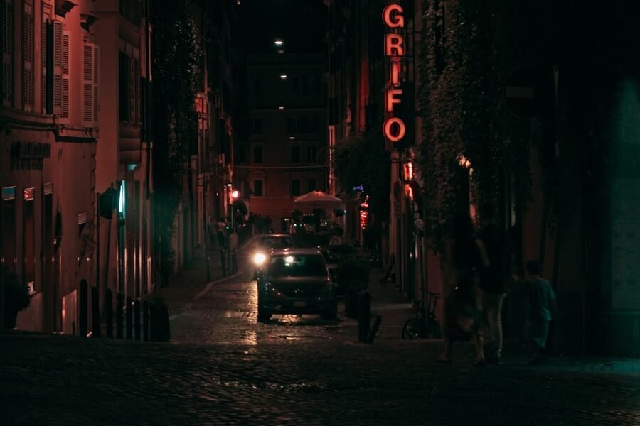 Rome: Guided Haunted Rome Ghost Tour with Dowsing Rods - Via dei Banchi Vecchi and the old execution trade