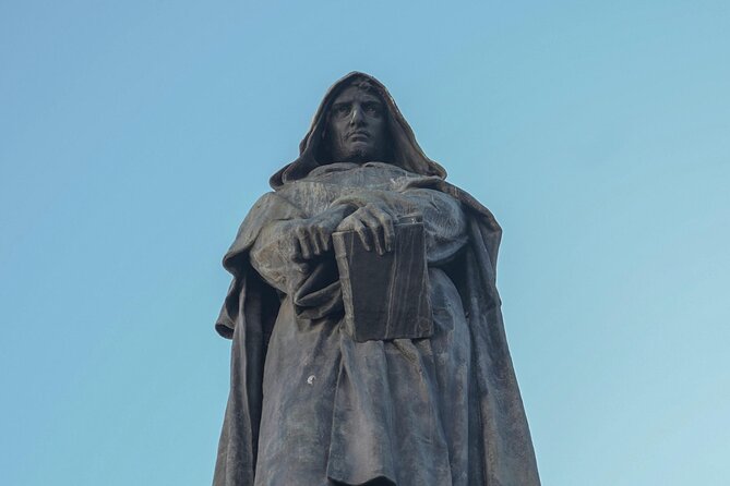Rome Secrets with Dark History and Tasty Bites Tour Experience - Campo de’ Fiori and the shadow of Giordano Bruno