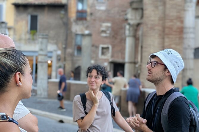 Rome Secrets with Dark History and Tasty Bites Tour Experience - Arco dei Banchi and the practical side of old Rome