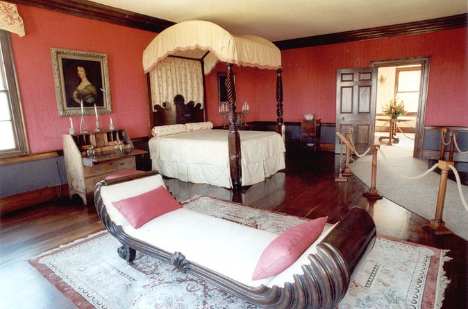 Rose Hall Great House Haunted Night Tour with Admission - Choosing the right guide and departure