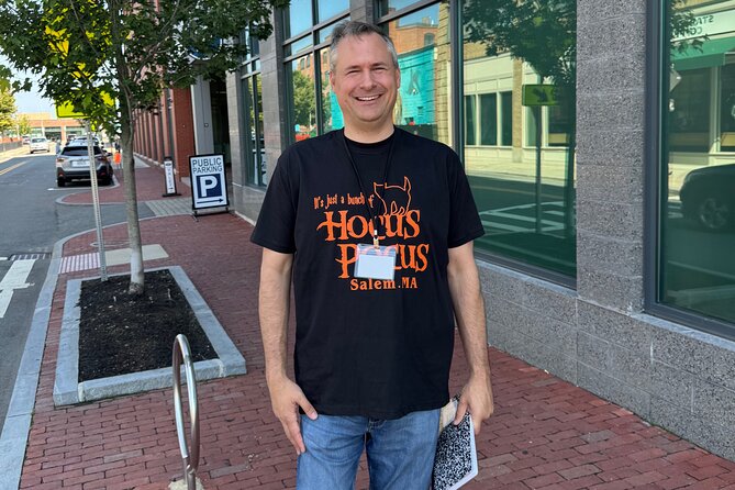 Salem Movie Magic Tour: Hocus Pocus and Bewitched locations - The Bewitched connection and Samantha’s statue