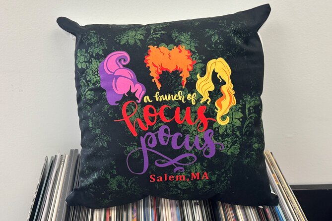 Salem Movie Magic Tour: Hocus Pocus and Bewitched locations - Walking pace, group size, and practical comfort
