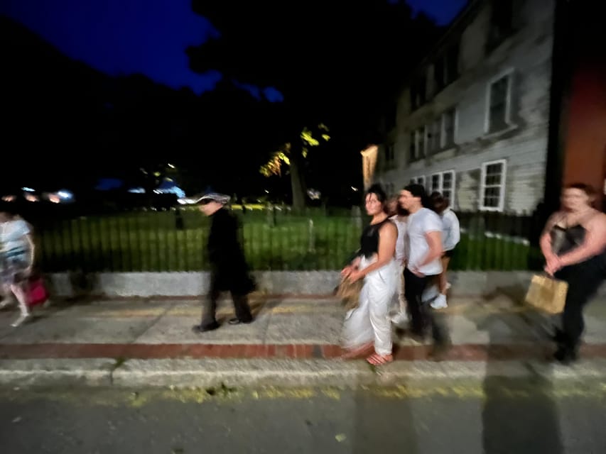 Salem: Vampires and Ghosts Walking Tour with Haunted Objects - Key points to know before booking