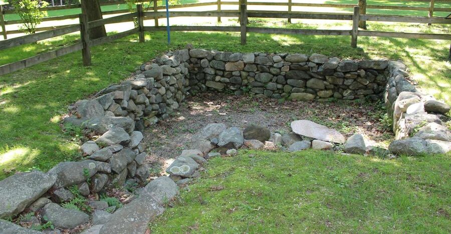 Salem Village Witch Hunt Walking Tour - Meeting at the Training Field