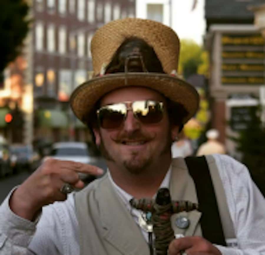 Salem Voodoo, Vampires, and Ghosts Guided Walking Tour - Salem’s vampire folklore at Derby Square