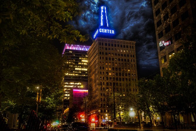 Salt Lake Ghost Tour: Salt, Spooks, & Shadows - What the guides add to the experience