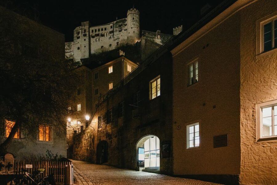 Salzburg: Dark History Tour - A 90-minute walk with a light touch