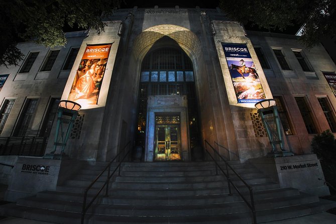 San Antonio Apparitions Ghost Tour - The St. Anthony: luxury, celebrities, and the Lady in Red