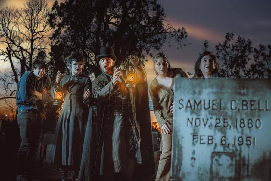 San Antonio: Ghost Bus Tour - Starting beside the haunted Menger Hotel