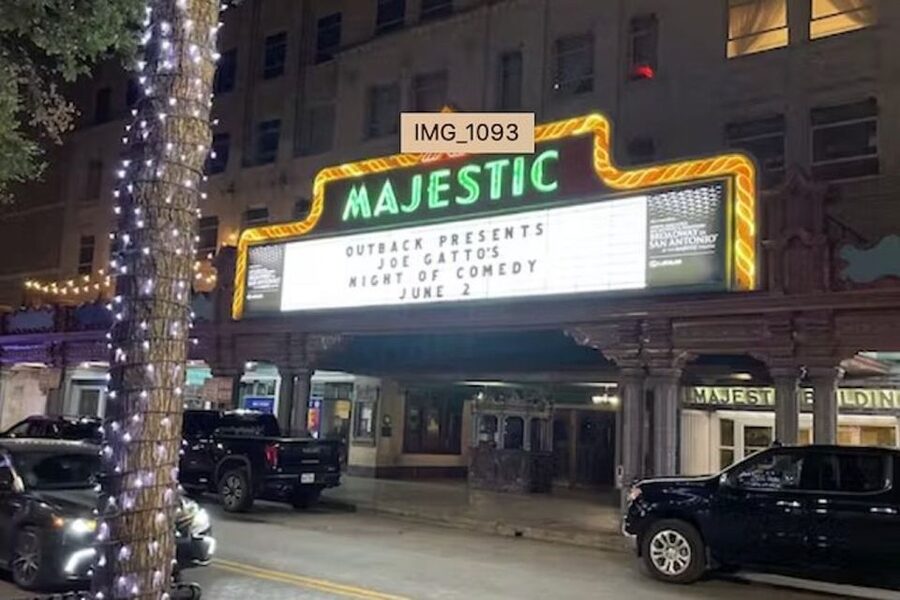 San Antonio: Ghosts and True Crime Guided Walking Tour - Why this San Antonio night walk feels different