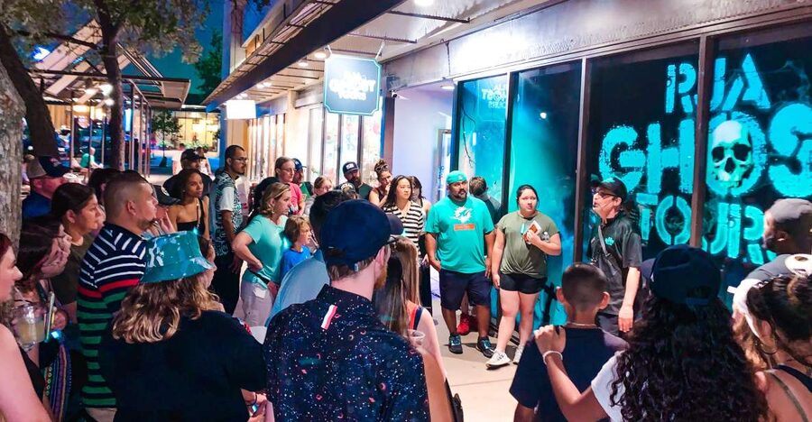 San Antonio: Historical Ghost Tour - The opening lesson on hauntings and manifestations