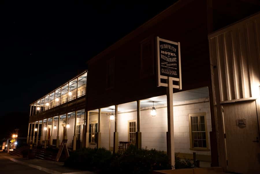 San Diego: Gaslamp Quarter Ghosts and Crime Walking Tour - Should you book the Gaslamp ghosts and crime walk?