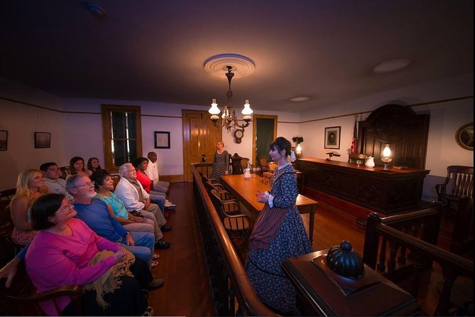 San Diego Ghosts and Gravestones: A Haunted Trolley Tour - Pioneer Park after dark