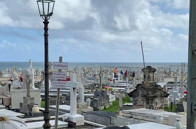 San Juan Haunted History Walking Tour - The cathedral and Ponce de León’s uneasy resting place