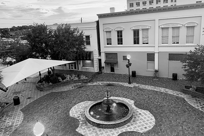 Sanford Ghost Tour - Why the haunted building changes the experience