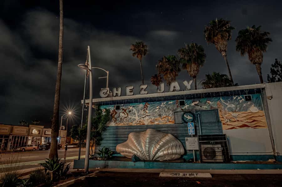 Santa Monica: Ghosts and Phantoms of the Pier Walking Tour - Celine Borde and the mystery at the center