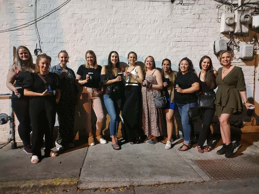 Savannah: Bad Kitty Pub Crawl, Spooky Naughty Ghosts - What the guide’s performance means