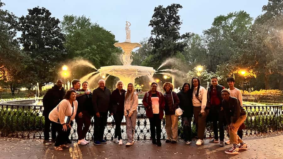 Savannah: Ghosts, Asylums, Voodoo, and Horror Walking Tour - Walking through Savannah’s Historic District