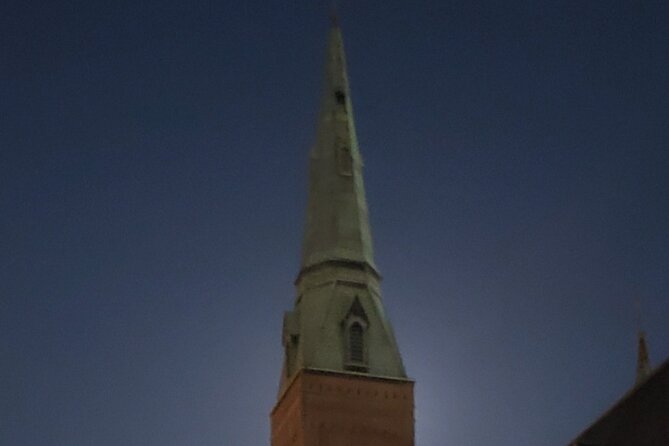 Savannah History and Haunts Candlelit Ghost Walking Tour - The stories: war, executions, and reported hauntings