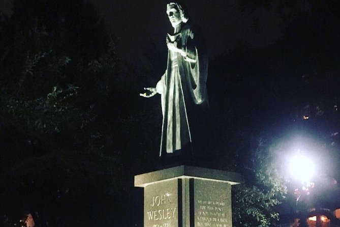 Savannah Psychic Guided Ghost & Cemetery Tour - The Olde Pink House and the search for spirits