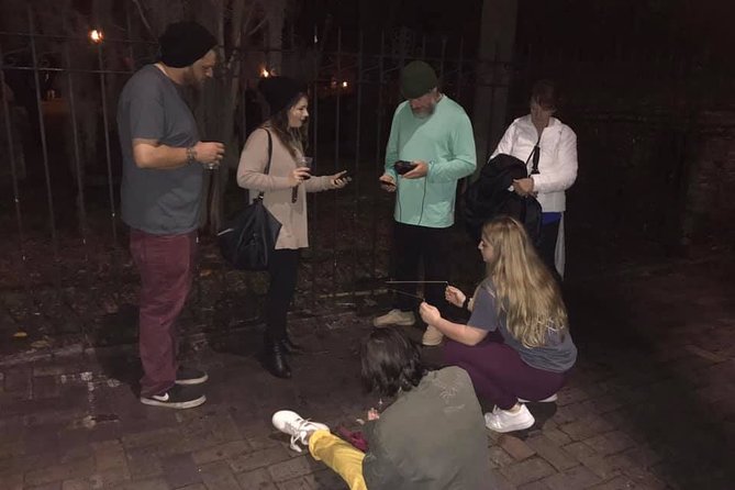Savannah's 13 Ghosts, Voodoo, Murder & Mystery Tour - Walking comfort, group size, and timing