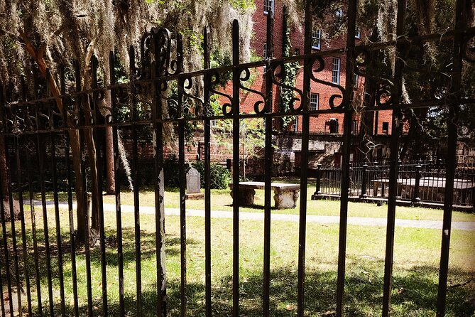 Savannah's Original Dark History Tour - A dark tour with the brakes on the ghost stories