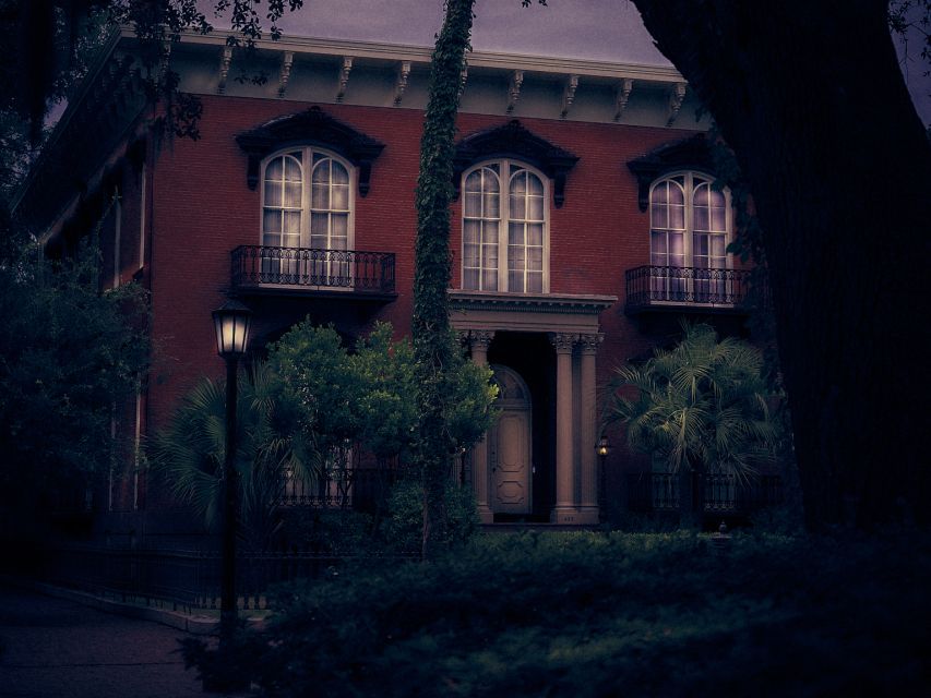 Savannah: Sixth Sense Savannah Ghost Tour - Why Savannah’s ghost stories need a walking tour