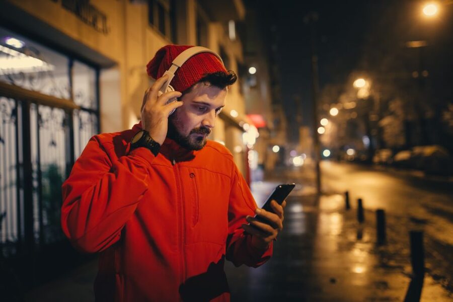Self Guided Audio Ghost Tour in Savannah in 6 Languages - Who will like this format