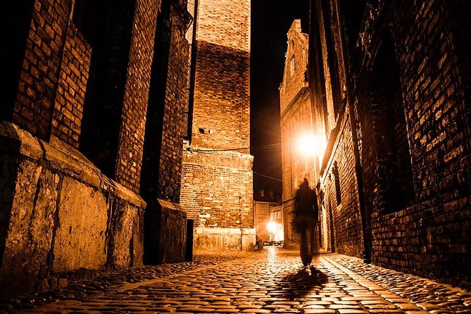 Self-Guided Audio Tour-Behind the shadow of evil: Jack the Ripper - Following the case from Aldgate Station
