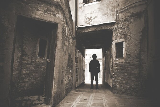 Self-Guided Audio Tour-Behind the shadow of evil: Jack the Ripper - Whitechapel beyond the famous name